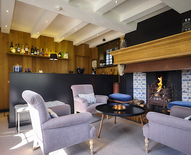 Honesty Bar in Romantik Hotel Manoir Carpe Diem