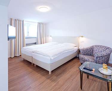 Doppelzimmer Klassik Romantik Waldhotel Mangold