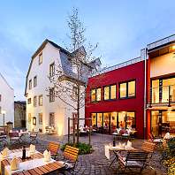 00 Meisenheimer Hof Innenhof