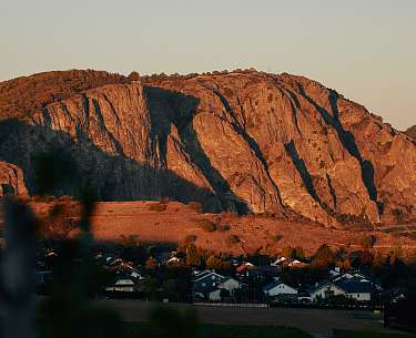 Blick auf den Rotenfels bei Bad Münster