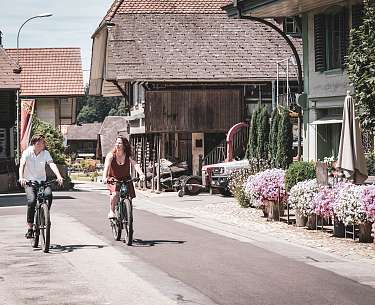 Romantik Hotel Baeren Ansicht Emmental Landschaft