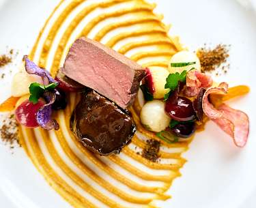 Teller mit Gourmet Gericht