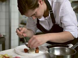 2022 01 s13 1136x1136px