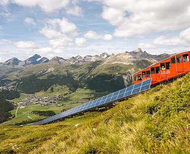 Sonnenkollektor in Muottas Muragl