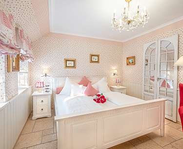 Doppelzimmer Klassik zur Einzelbelegung Romantik Hotel Chalet am Kiental