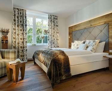 Doppelzimmer Rothirsch Romantik Landhotel Knippschild