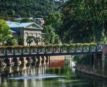 Blick auf Fluss in Bad Kissingen
