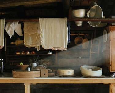 Alpkaeserei Gri Alphuette - copyright Jungfraujoch Region 