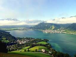 Blick auf einen österreichischen See