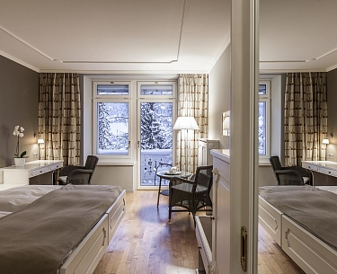 Doppelzimmer Bellevue Romantik Hotel Schweizerhof Flims