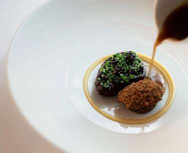 Restaurant AURA by Alexander Herrmann und Tobias Bätz 