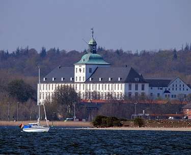 Blick auf die Museumsinsel Schloss Gottorf