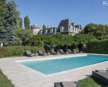 Château de Lalande pool