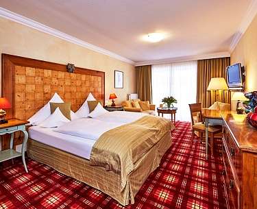 Doppelzimmer Superior Ost Romantik Alpenhotel Waxenstein