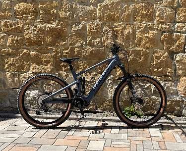 Unser E-Bike Fully Focus 2