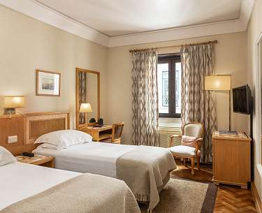 Hotel Lisboa Plaza Petite Room 5