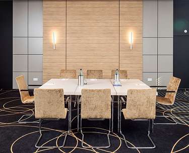 Blick auf Tagungsmobilar