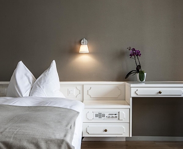 Doppelzimmer Minuscule Romantik Hotel Schweizerhof Flims