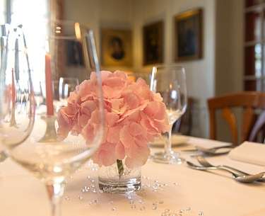 Feiern in Biedermeier