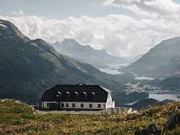  Romantik Hotel Muottas Muragl 