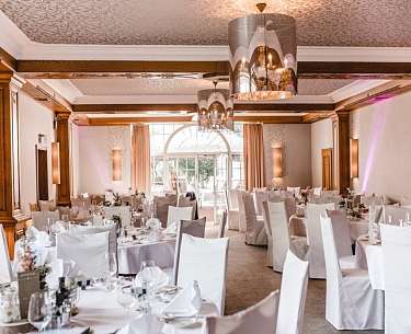 Saal fuer hochzeiten im Romantik Hotel Platte