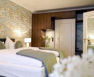 schlosszimmer lindner thomas gruber green apple 34 original 325694