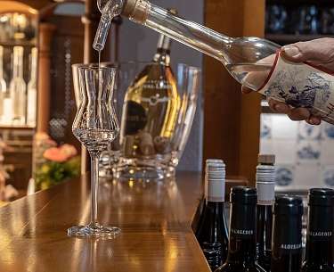 Hausgemachter Kirschbrand