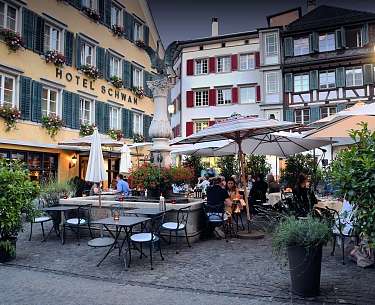 Terrasse am Schwanenbrunnen