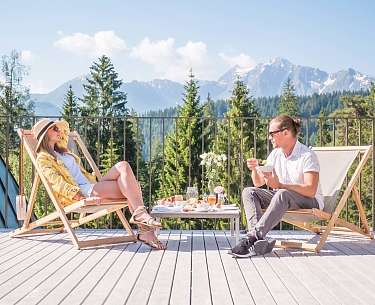 Schweizerhof Flims Waldhaus rooftop relaxen basichomeproductions