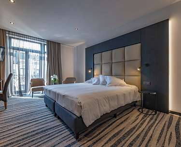 Superior Zimmer mit Queensize Bett und Balkon