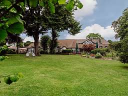 Blick auf Fachwerkhotel Freiwerk