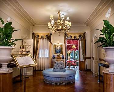 Blick in den Eingangsbereich des Restaurants des Romantik Hotel Villa Margherita