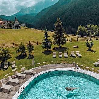 Friederike Hegner 2018 Hotel Romantik Hotel Deimann Pool 8 3