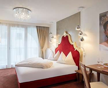 Young &amp; Royal Romantik Hotel Zell am See