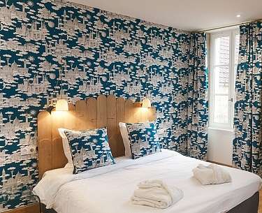 Zimmer Castel de Tres Girard