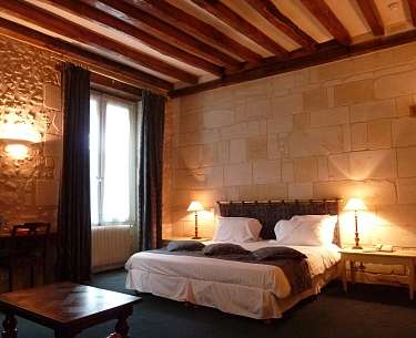 Zimmer Hotel Le Grand Monarque2