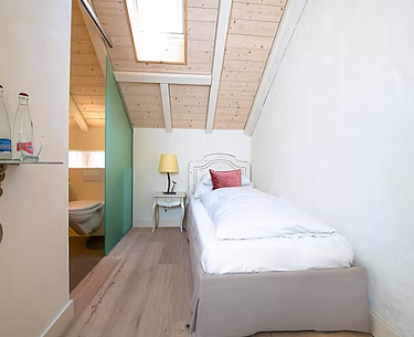 2025 10 27 16 25 16 b95909 14131f80e4734939b3a2b8f737925715mv2.jpg 568368