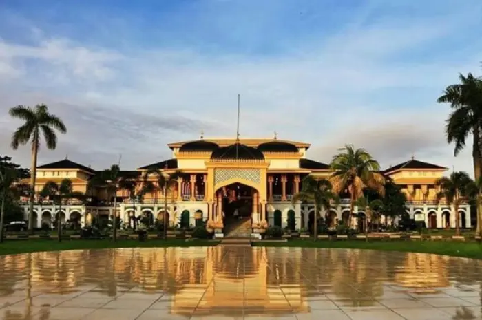 7 Current & Popular Tourist Attractions in Medan